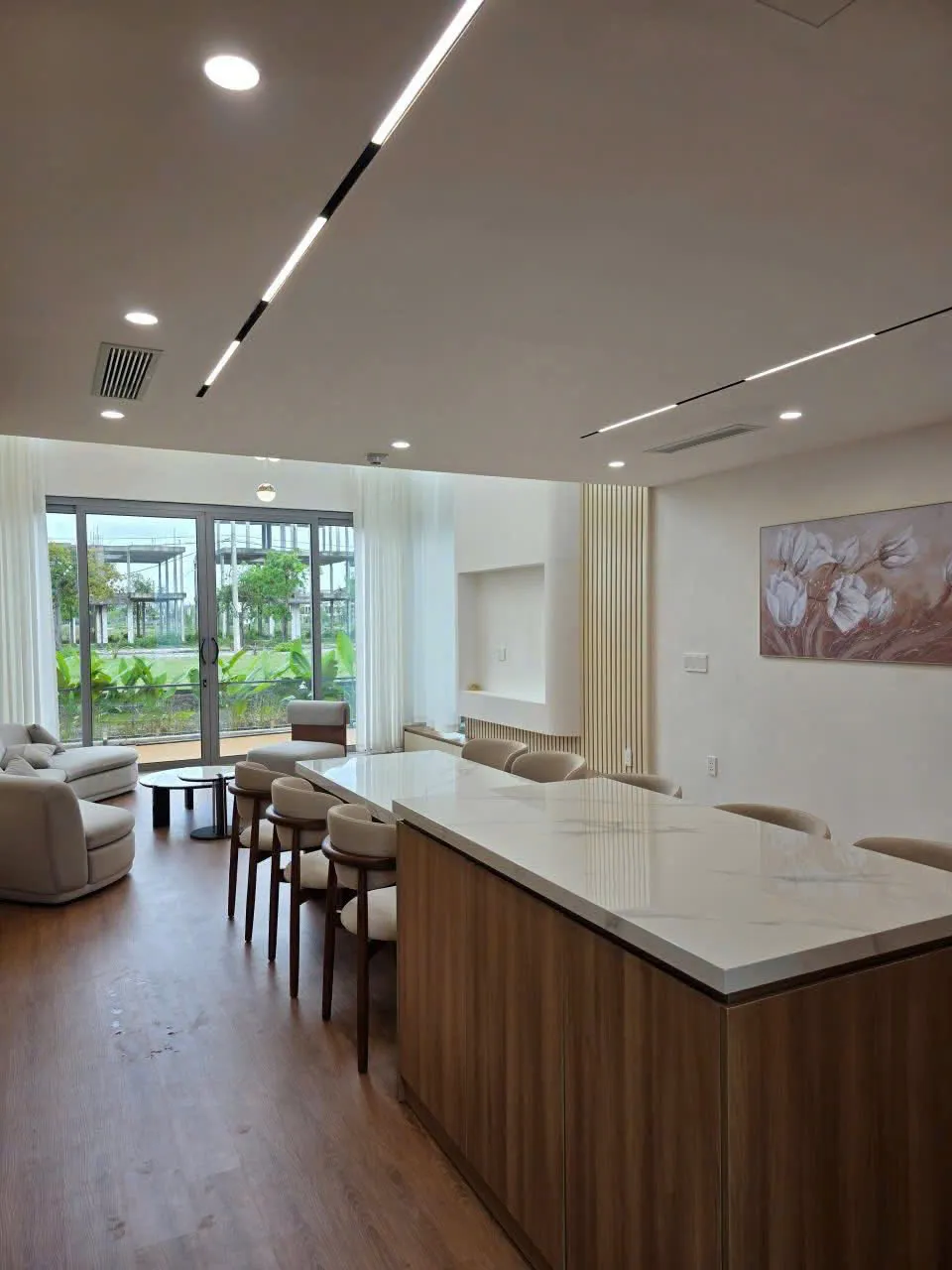 BT4-3 Regal Victoria — 4 Bedroom - photo 3