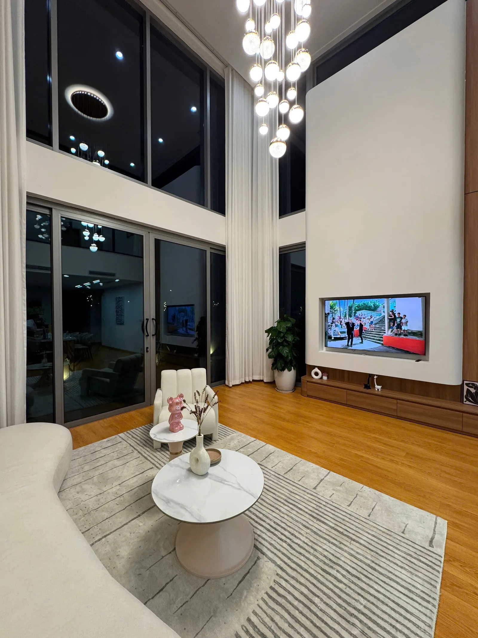 BT4-4 Regal Victoria — 4 Bedroom - photo 16