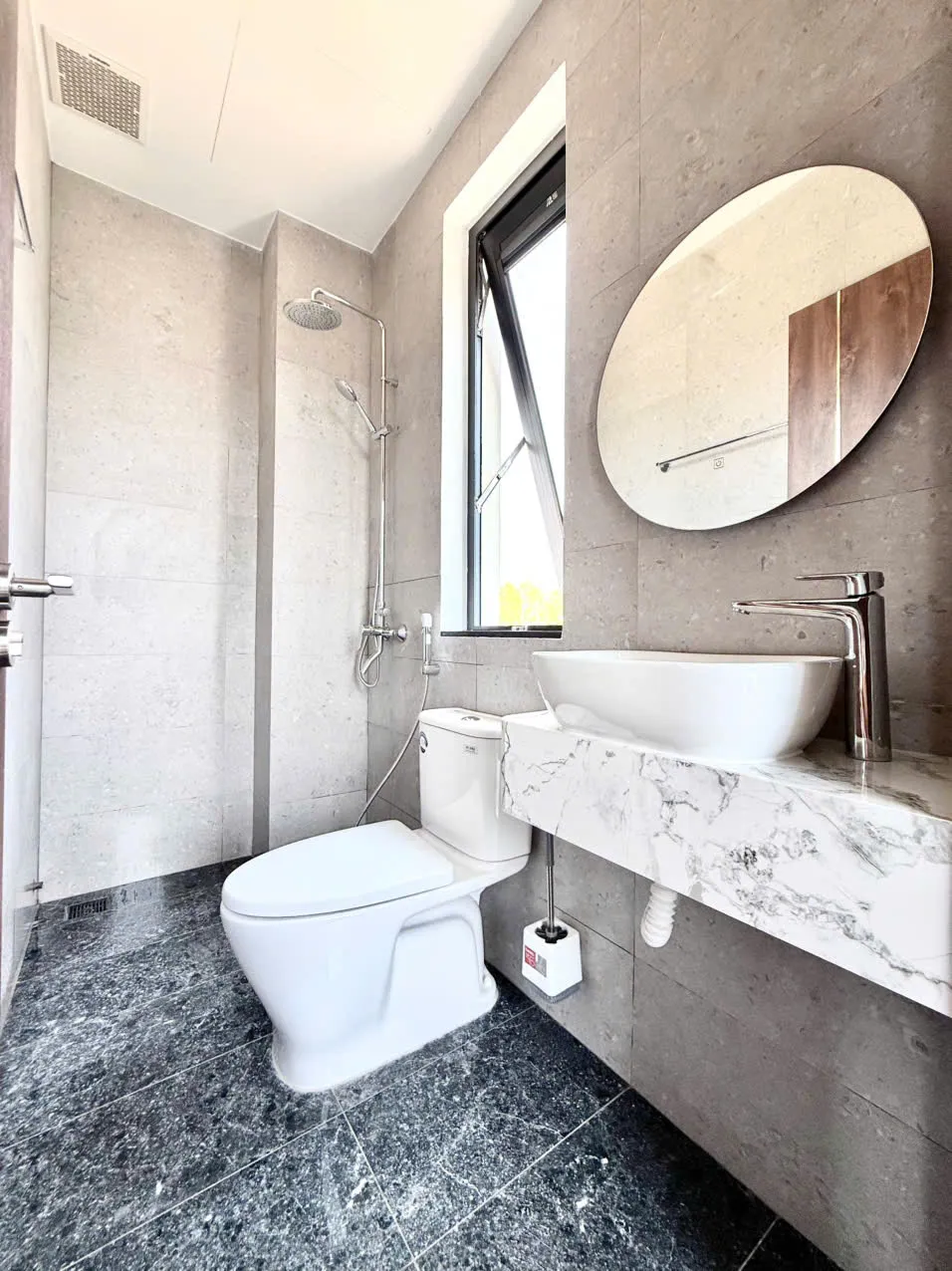 BT11-3 Regal Victoria — 5 Bedroom - photo 36